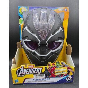 Marvel Avengers Black Panther Vibranium Power FX Mask With Lights & Flip-Down Le